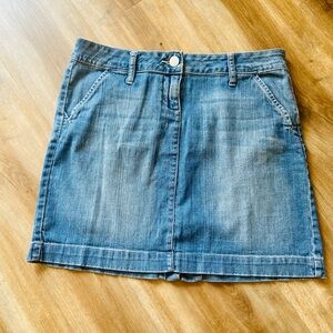 Apt. 9 women’s Denim Blue Skirt Size -8 (EUC)